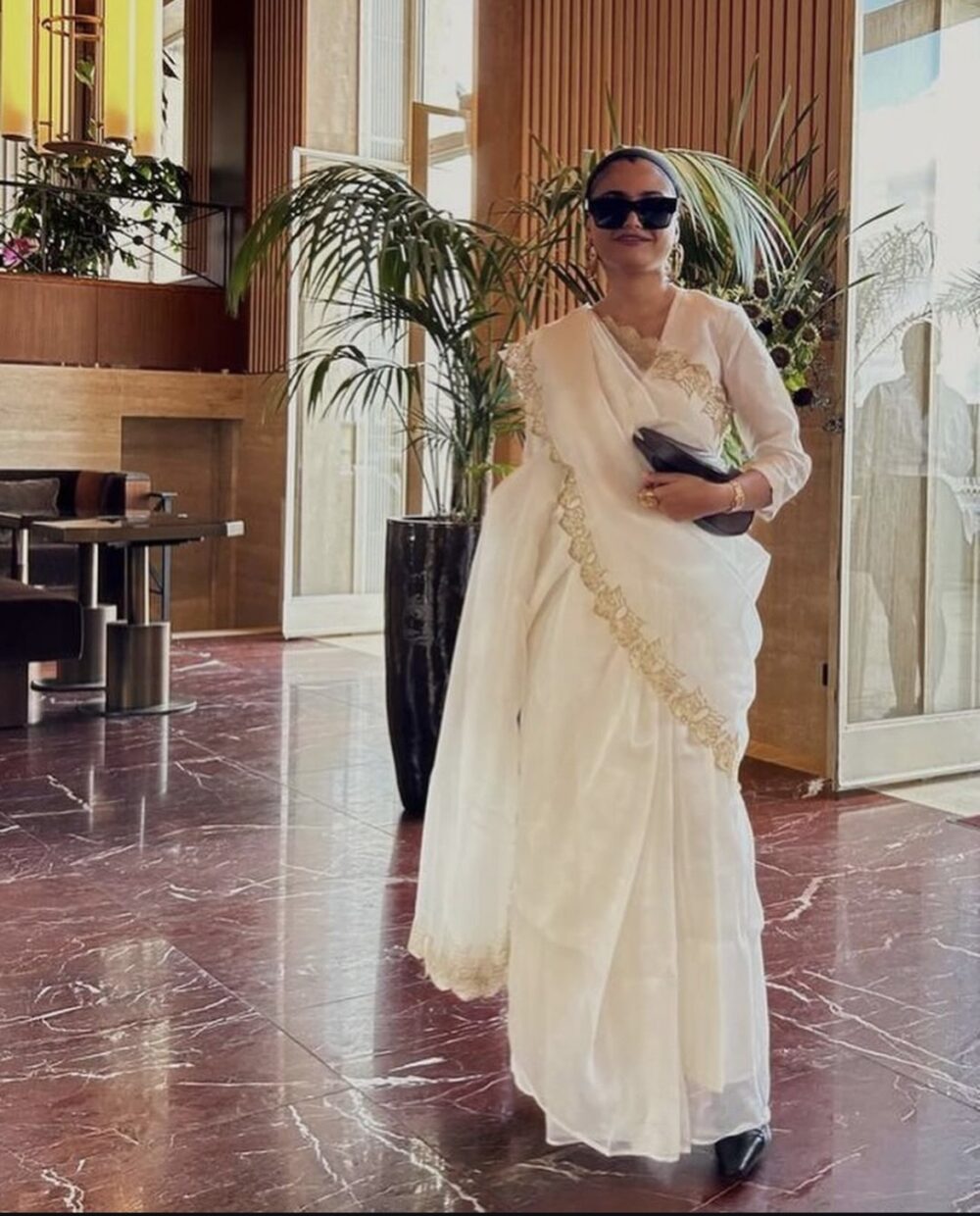 image_123650291 (3) Ivory Panthera